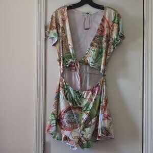 Fashion Nova Tropical Front Tie Open Belly‎ Romper Size XL